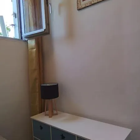 A 5 Minutes De La Appartement *